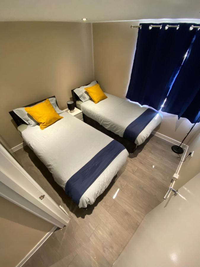 Stunning 1 Bedroom Flat In Wood Green Londen Buitenkant foto